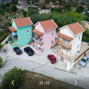 rezervați aici