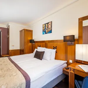 **** Otel Carlton Buda Castle Macaristan