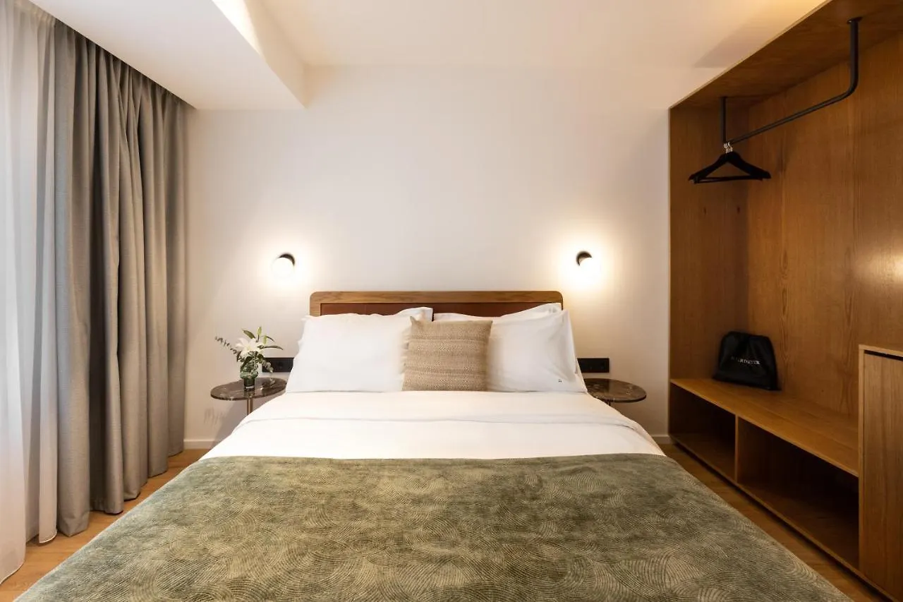 Noa Hotel Thessaloniki 4*,